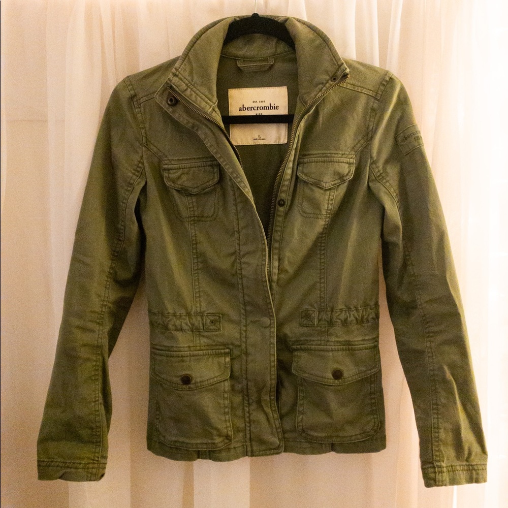 Abercrombie Kids army green jacket